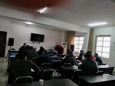 平安守護:強化安全意識,開展駕駛員培訓教育