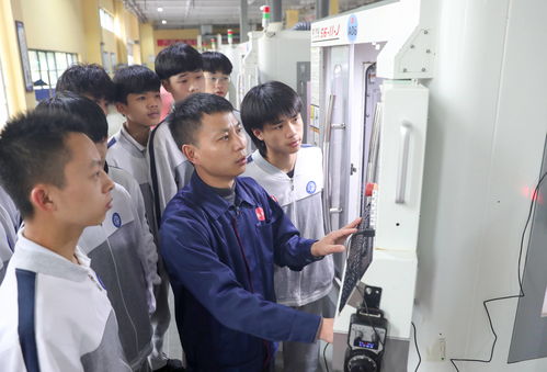 課堂設到車間 訂單式職業教育 四川華鎣精準發力促就業