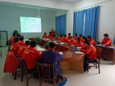 聊城市產(chǎn)品質(zhì)量監(jiān)督檢驗(yàn)所開展特種設(shè)備叉車司機(jī)培訓(xùn)活動